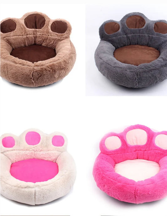 Bear's Paw Soft & Warm Pet Bed